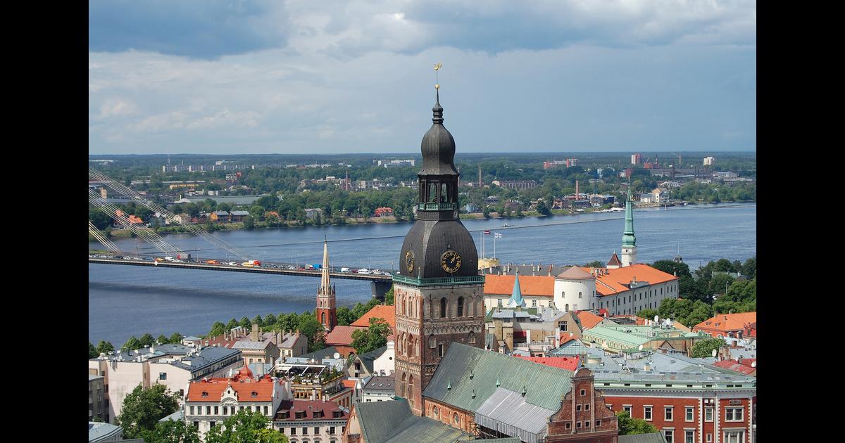 Flug Hamburg Riga Ab 80 Billige Fluge Von Hamburg Nach Riga Swoodoo