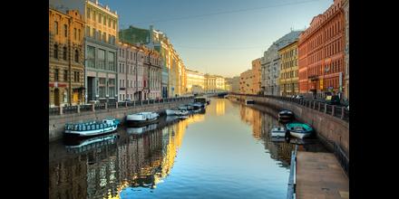 Flug Berlin Sankt Petersburg Ab 53 Billige Fluge Von Berlin Nach Sankt Petersburg Swoodoo