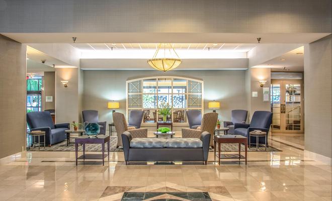 Holiday Inn Arlington AT Ballston