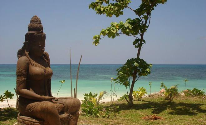 Castello Beach Hotel