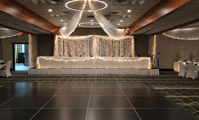 Holiday Inn Hotel & Suites - St. Cloud