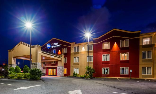 Best Western Plus Providence-Seekonk Inn