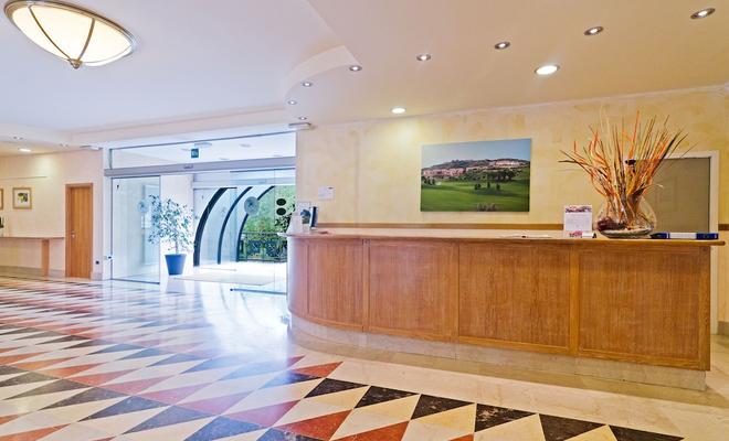 Castellaro Golf Resort
