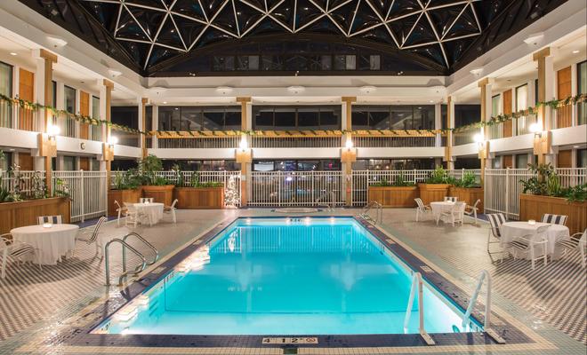Crowne Plaza Pittsfield-Berkshires