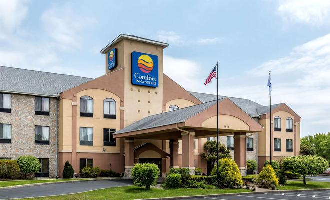 Comfort Inn & Suites