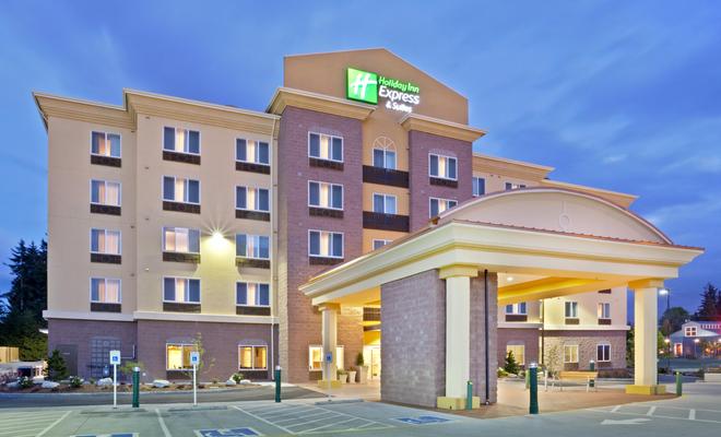 Holiday Inn Express Hotel & Suites Lynnwood