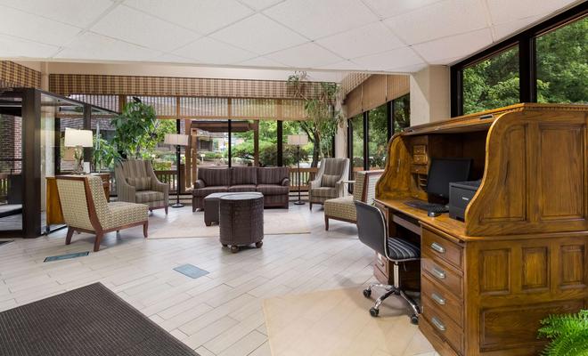 Best Western Plus Braddock Motor Inn
