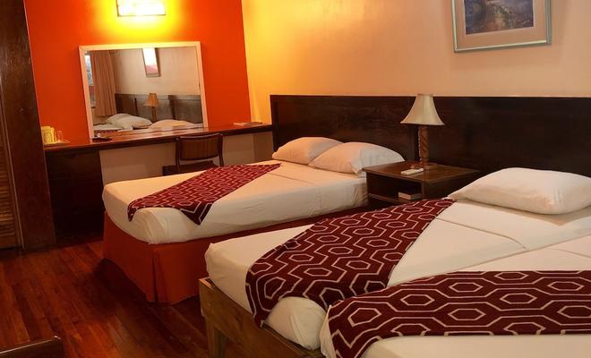 Moniques Guest House