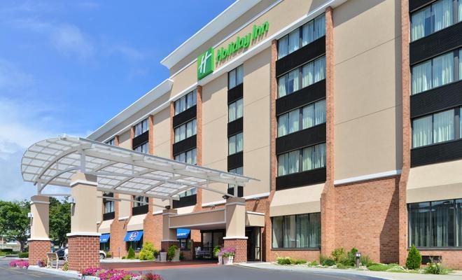 New London Plaza Hotel