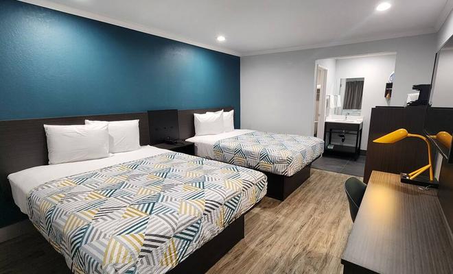 Knights Inn San Ysidro