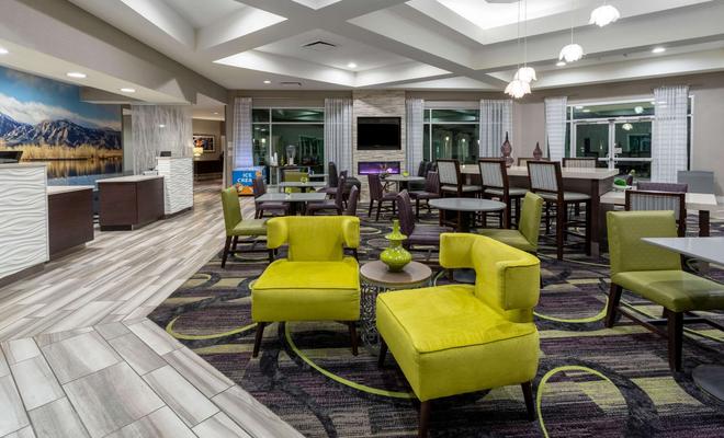 La Quinta Inn & Suites Denver Boulder - Louisville