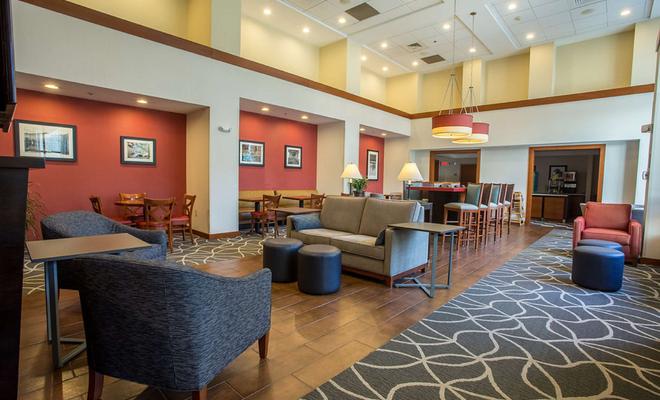 Hampton Inn & Suites Tilton