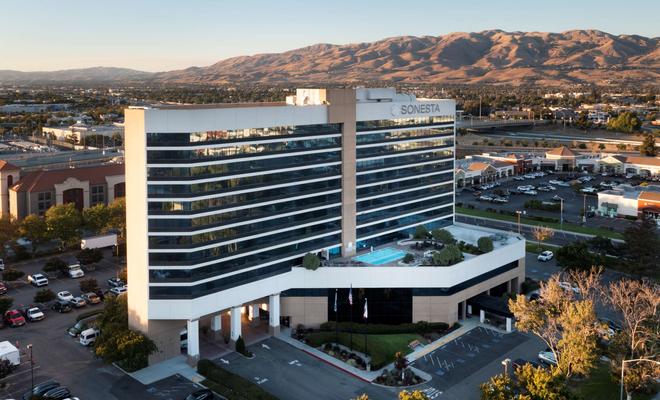 Crowne Plaza San Jose-Silicon Valley