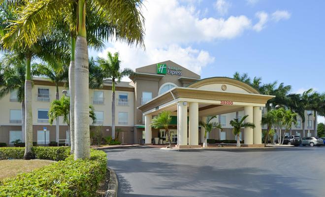 Holiday Inn Express Hotel & Suites Florida City-Gateway TO Keys