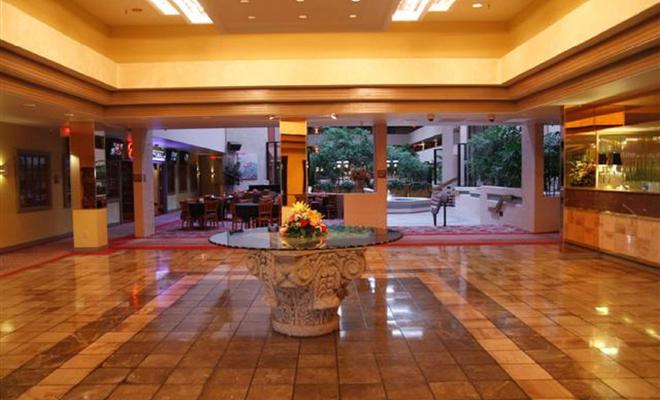 Viscount Suite Hotel