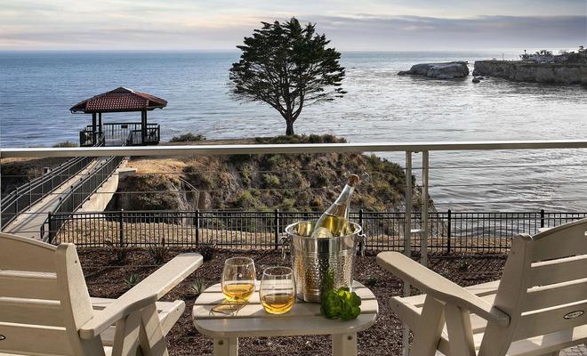 Best Western Plus Shelter Cove Lodge