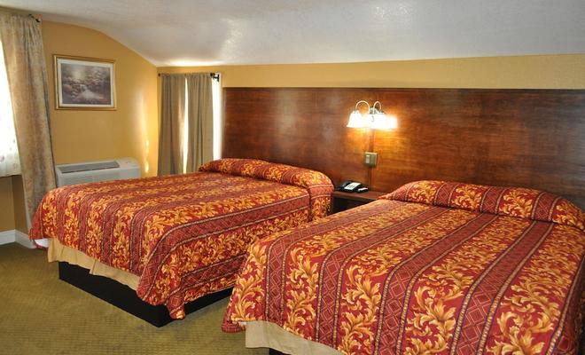 Santa Cruz Inn Riverside