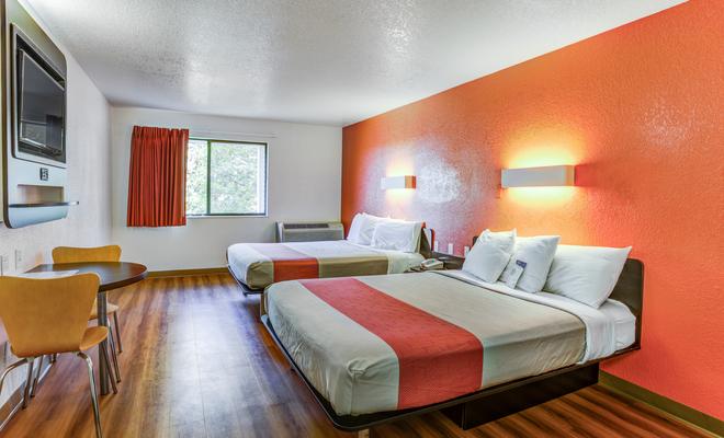 Motel 6 Portland Tigard West
