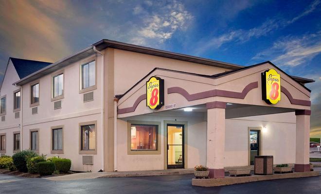 Super 8 Somerset