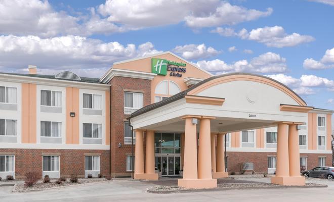 Holiday Inn Express Hotel & Suites Ames