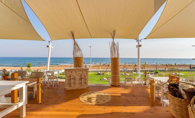 Piere - Anne Beach Hotel
