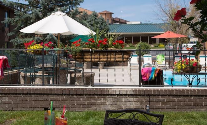 Foothills Inn