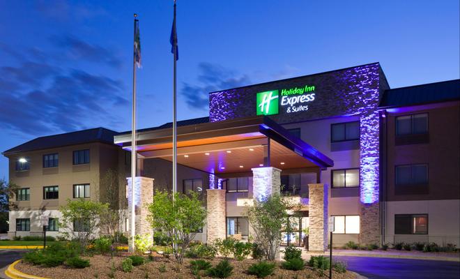 Holiday Inn Express Hotel & Suites Minneapolis (Golden Valley)