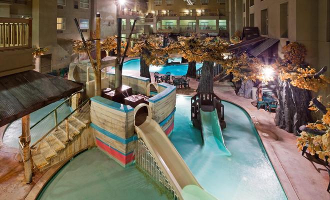 Holiday Inn Hotel & Suites Madison West