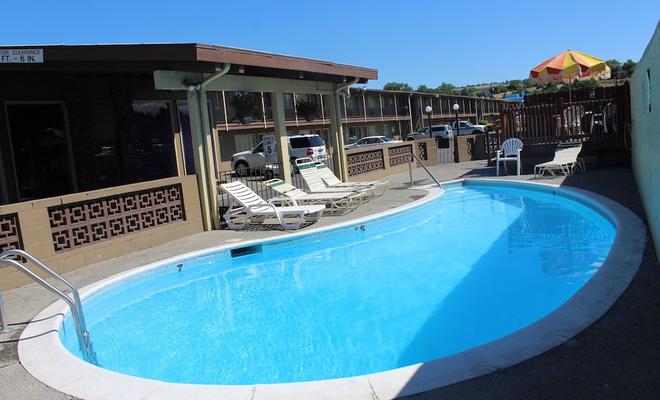 Cedars Inn Lewiston