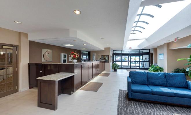 Comfort Inn The Pointe