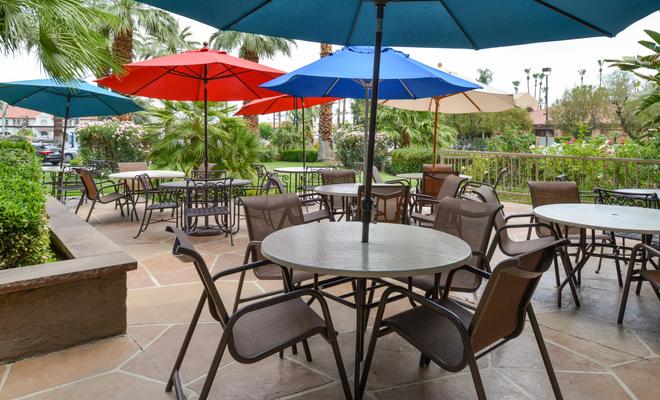 Holiday Inn Express Palm Desert