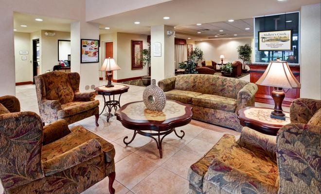 Holiday Inn Hotel & Suites Ann Arbor Univ. Michigan Area