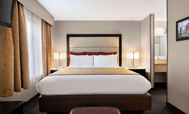 Hawthorn Suites by Wyndham Lancaster