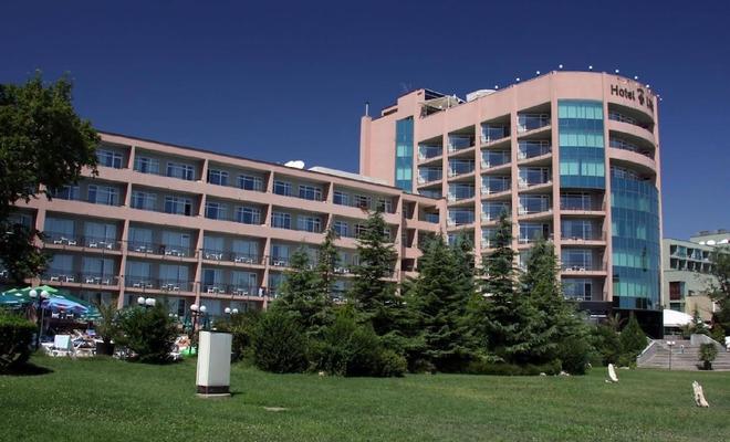 Lilia Hotel