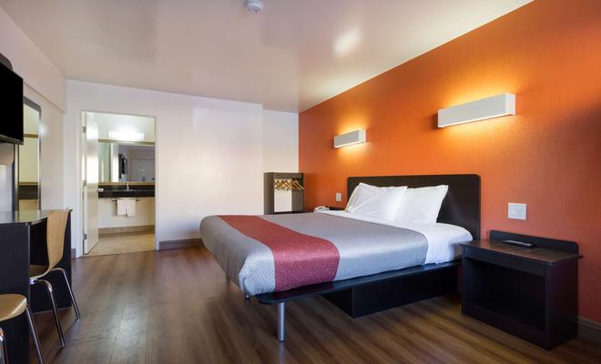 Hotel Claremont & Tennis Club