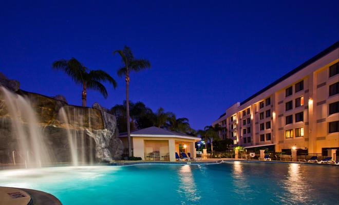 Holiday Inn Port St. Lucie