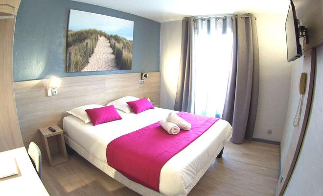 Atoll Hotel