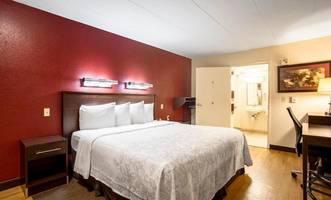 Red Roof Inn Boston Framingham