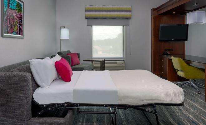 Hampton Inn and Suites-Winston-Salem/University Area NC