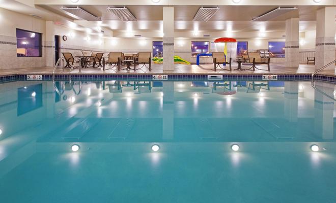 Holiday Inn Express Hotel & Suites Sioux Falls Southwest