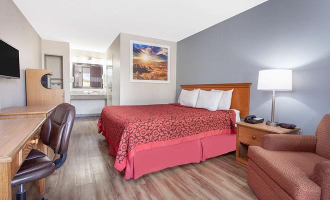 Days Inn Clinton-Presbyterian College