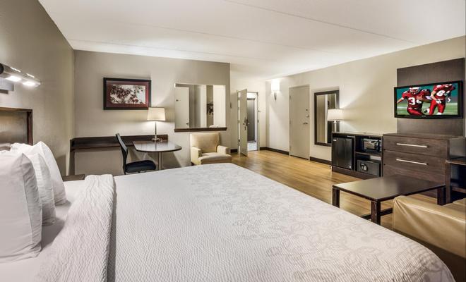 Red Roof Inn Boston - Woburn