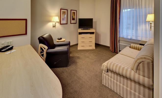 Candlewood Suites Peoria at Grand Prairie
