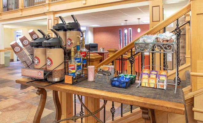 Americinn Hotel & Suites Sheboygan
