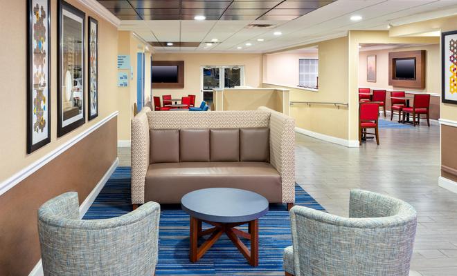 Holiday Inn Express Hotel & Suites Bonita Springs