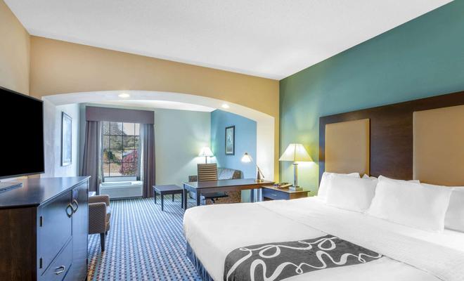 La Quinta Inn & Suites Stonington