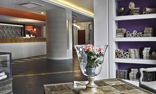 Hotel Caravel