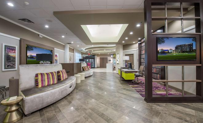 Holiday Inn Winston-Salem-Univ Parkway