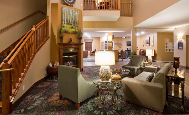 GrandStay Residential Suites Hotel- Saint Cloud