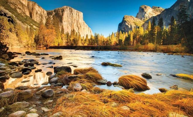 Yosemite Lodge at the Falls